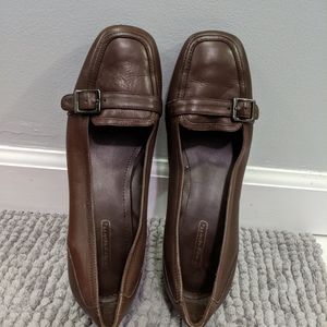 Easy Spirit "Merchant" Brown Wedge Heels